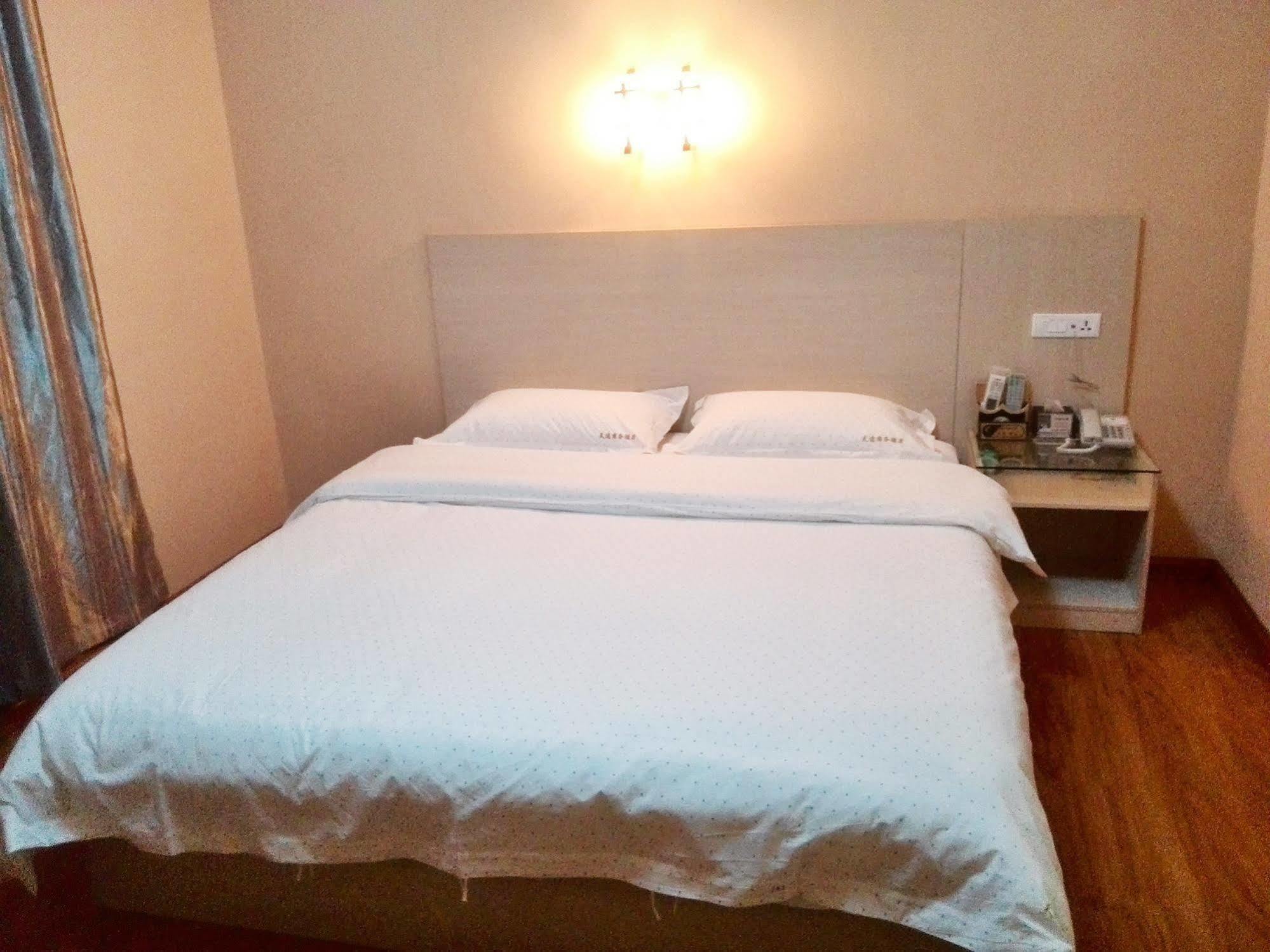 Guilin Tianyi Business Hotel Exteriör bild